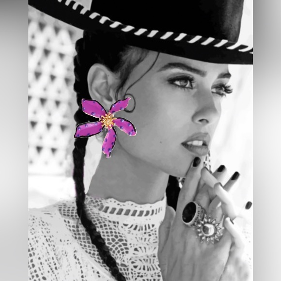 New Flower Power Polka Dot Purple Large Enamel Statement Earrings - Picture 16 of 16